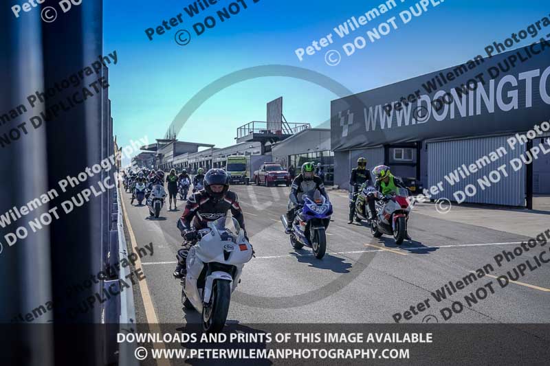 donington no limits trackday;donington park photographs;donington trackday photographs;no limits trackdays;peter wileman photography;trackday digital images;trackday photos